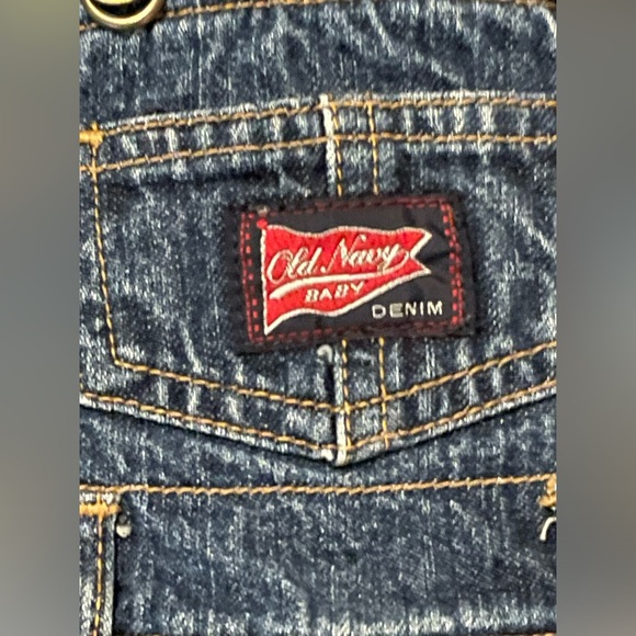 Vintage Old Navy Baby Denim Overalls Red Fleece Lined Size 3 - 6 Months - Picture 4 of 5